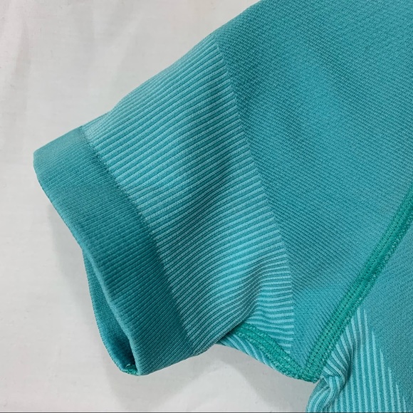Gymshark Ultra Seamless Crop Top in Spearmint Green Size Small - Picture 11 of 11